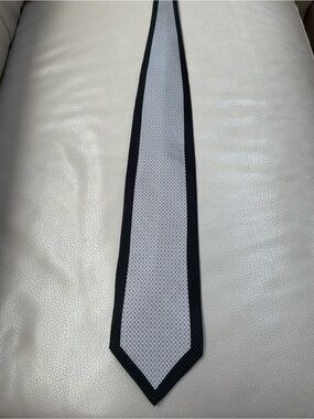 Vintage Tie by Tongue Tied 100% Silk